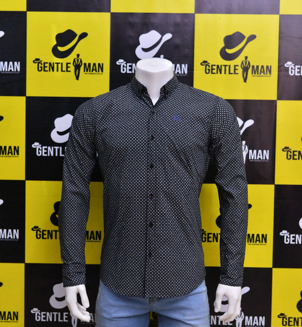 Fashionable Black Highlighted Textured Men Shirt