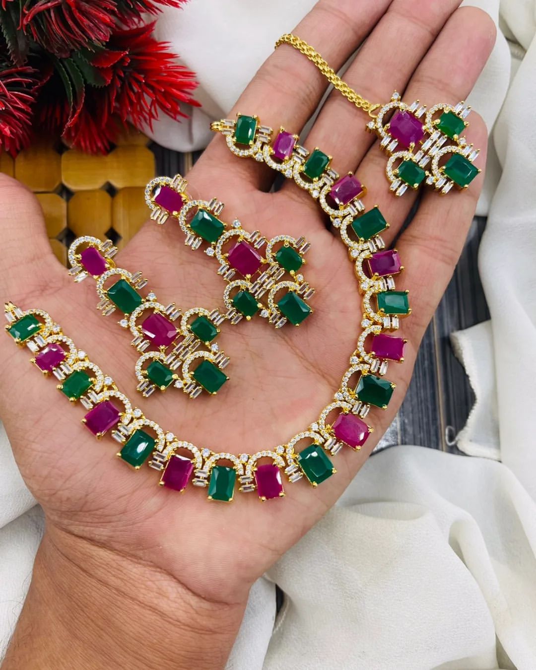 Get Beautiful Necklace set by eshaalfashion