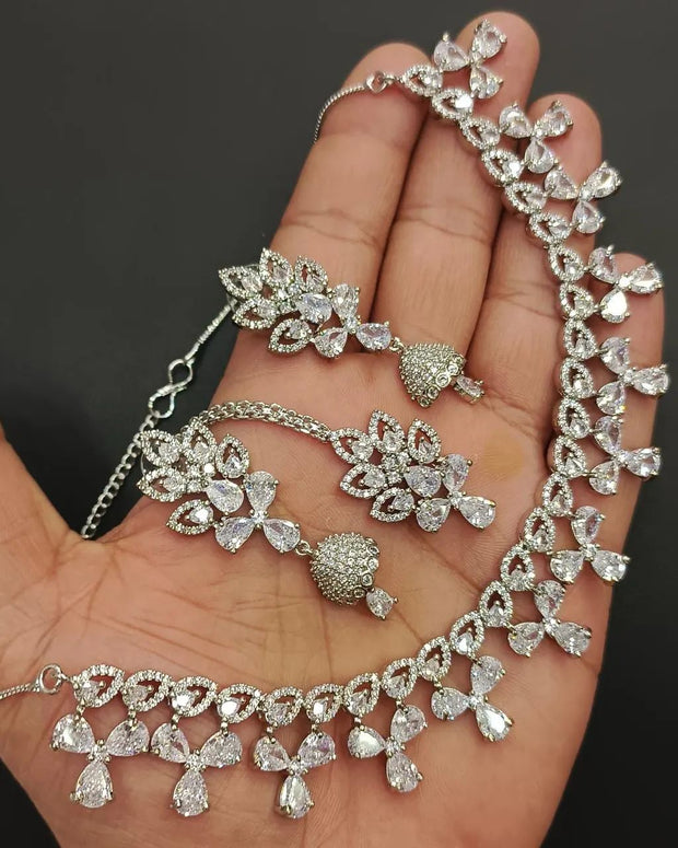 Get Beautiful Crystal Zircon Necklace Set
