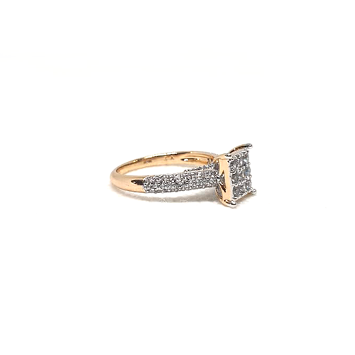 Square Zircons Style Ring Goldplated