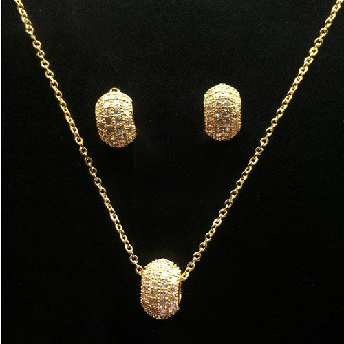 Sparkling Zirconia Gold Plated Pendant Set